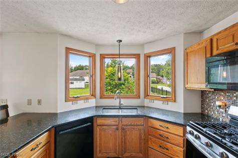 4374 Pletzer Boulevard Rootstown OH 44272
