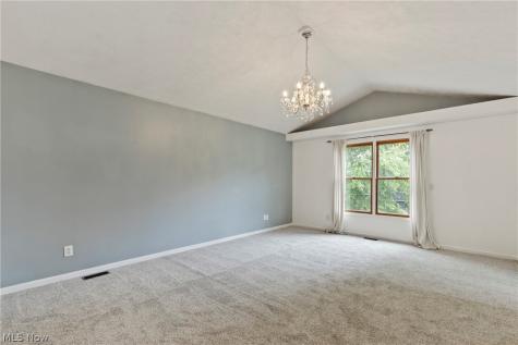 4374 Pletzer Boulevard Rootstown OH 44272