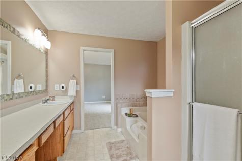 4374 Pletzer Boulevard Rootstown OH 44272