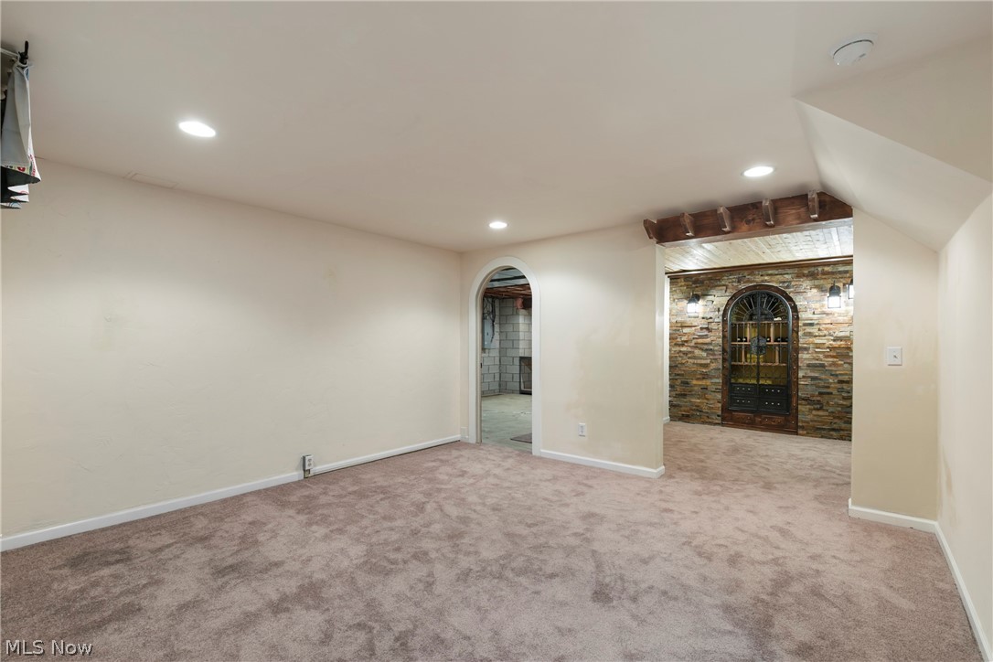 4374 Pletzer Boulevard Rootstown OH 44272