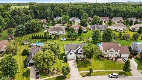 4374 Pletzer Boulevard Rootstown OH 44272