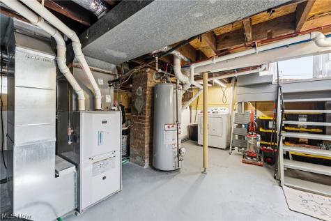258 Randolph Road Mogadore OH 44260
