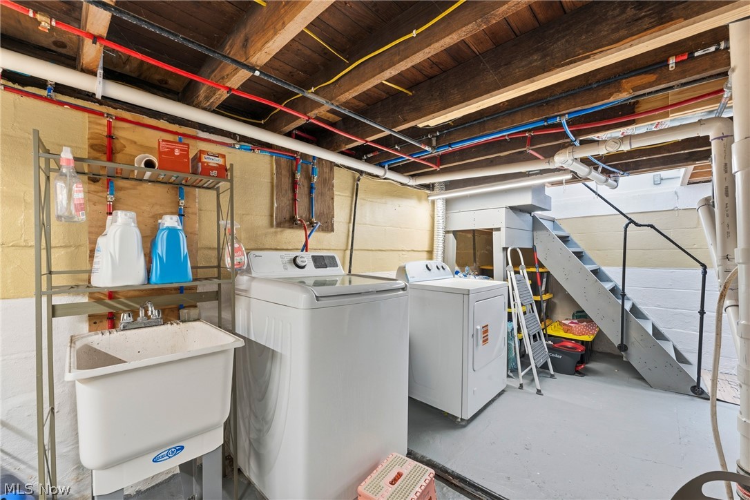 258 Randolph Road Mogadore OH 44260