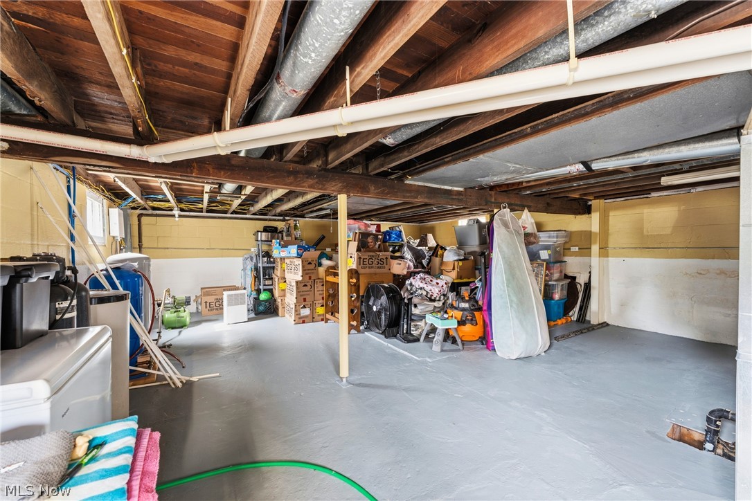 258 Randolph Road Mogadore OH 44260