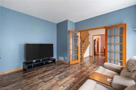 3883 Cromford Circle NW Uniontown OH 44685