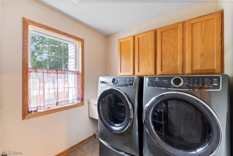 3883 Cromford Circle NW Uniontown OH 44685