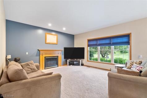 3883 Cromford Circle NW Uniontown OH 44685