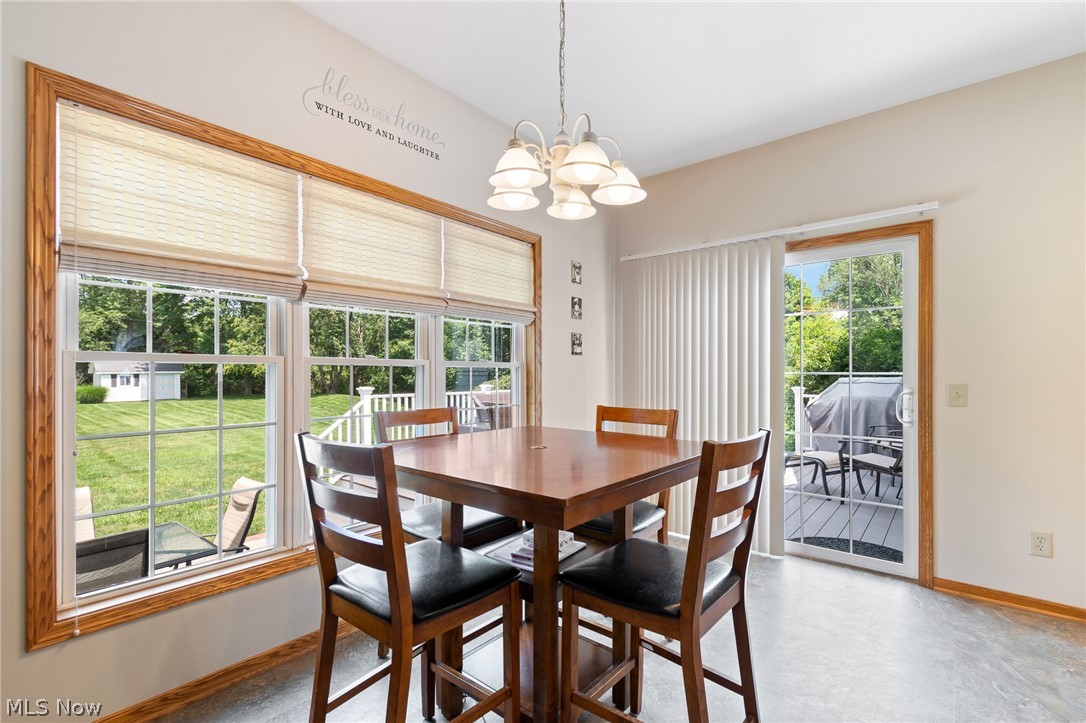 3883 Cromford Circle NW Uniontown OH 44685