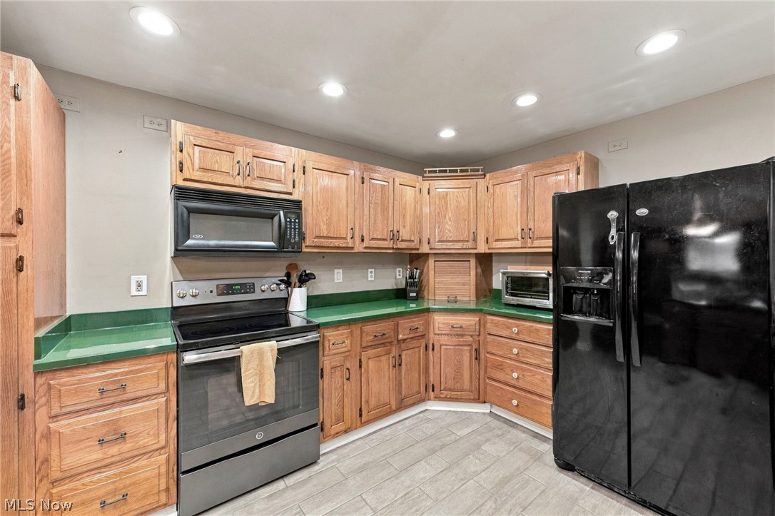 20019 Drake Road Strongsville OH 44149