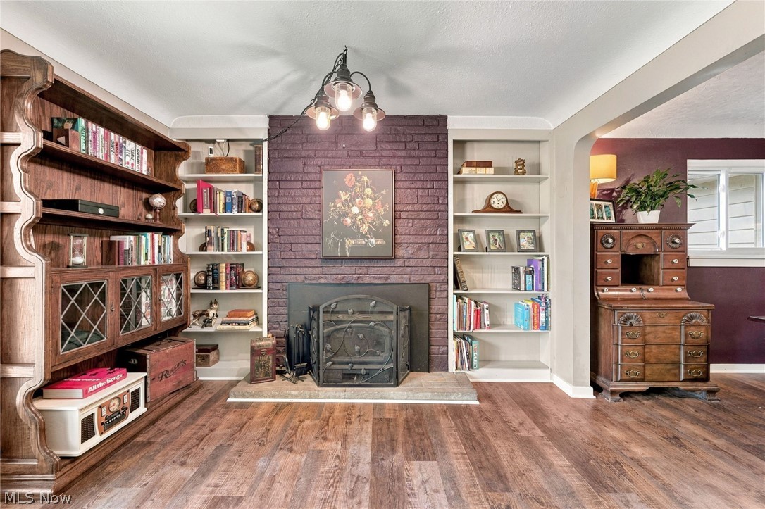 20019 Drake Road Strongsville OH 44149