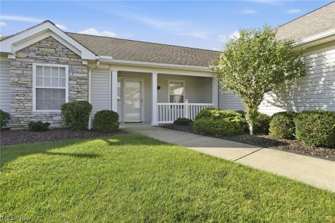 320 Falling Leaf Drive Seven Hills OH 44131