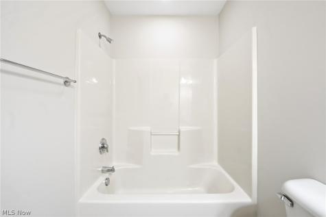320 Falling Leaf Drive Seven Hills OH 44131