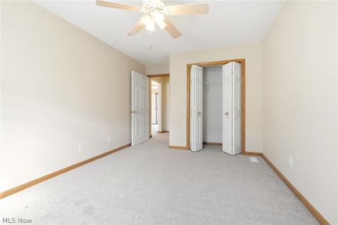 320 Falling Leaf Drive Seven Hills OH 44131