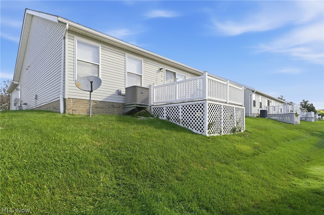320 Falling Leaf Drive Seven Hills OH 44131