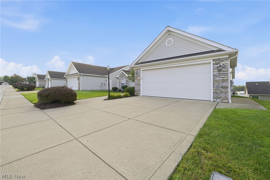 320 Falling Leaf Drive Seven Hills OH 44131