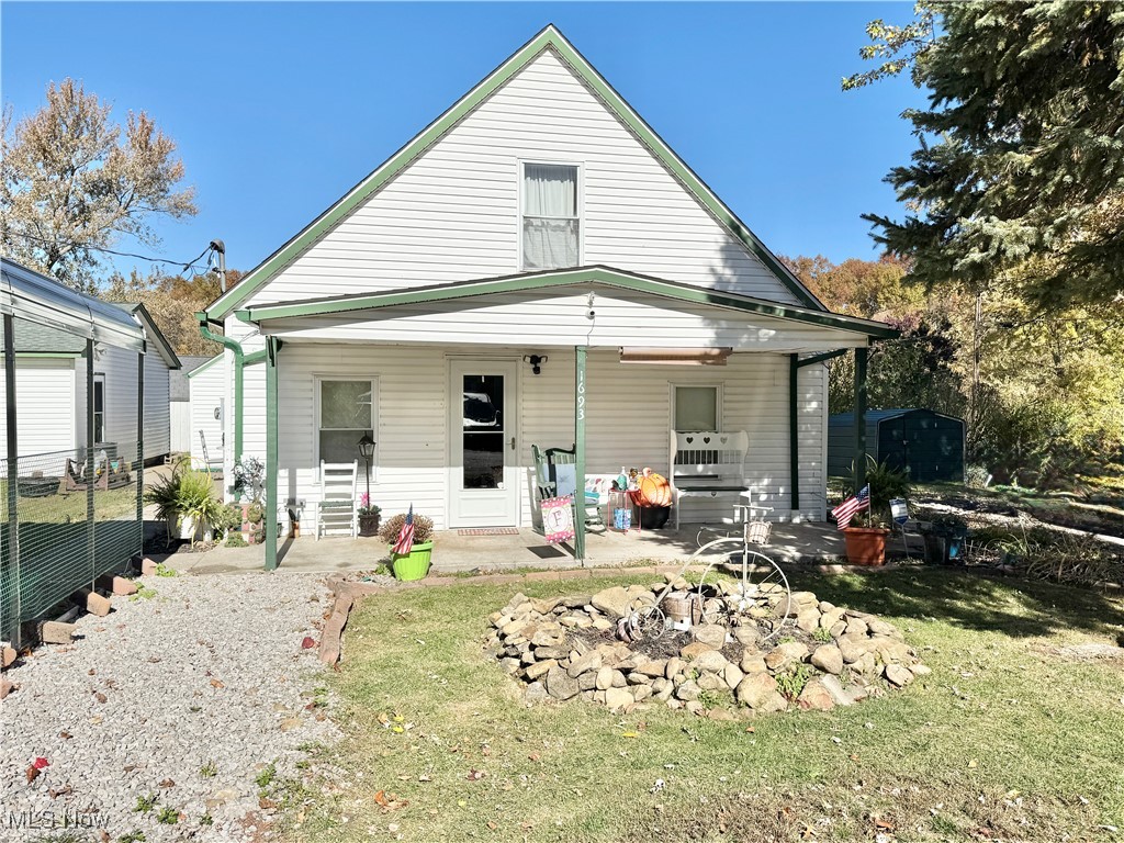 1693 Elfleda Street Lorain OH 44055