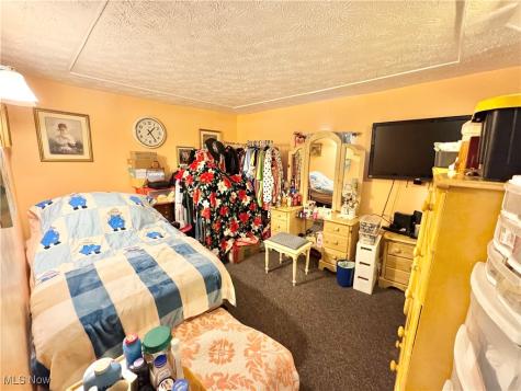 1693 Elfleda Street Lorain OH 44055