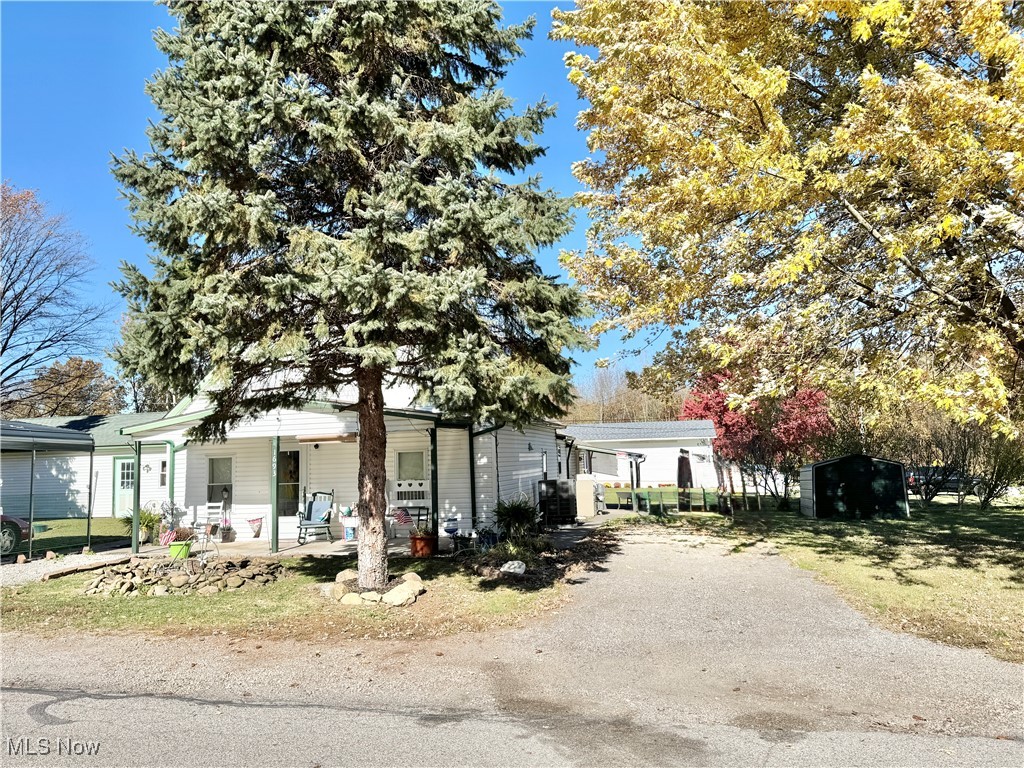 1693 Elfleda Street Lorain OH 44055
