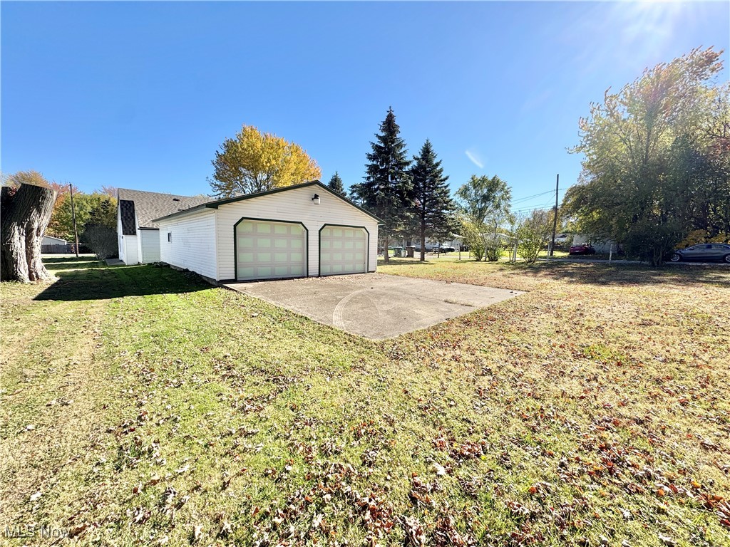 1693 Elfleda Street Lorain OH 44055