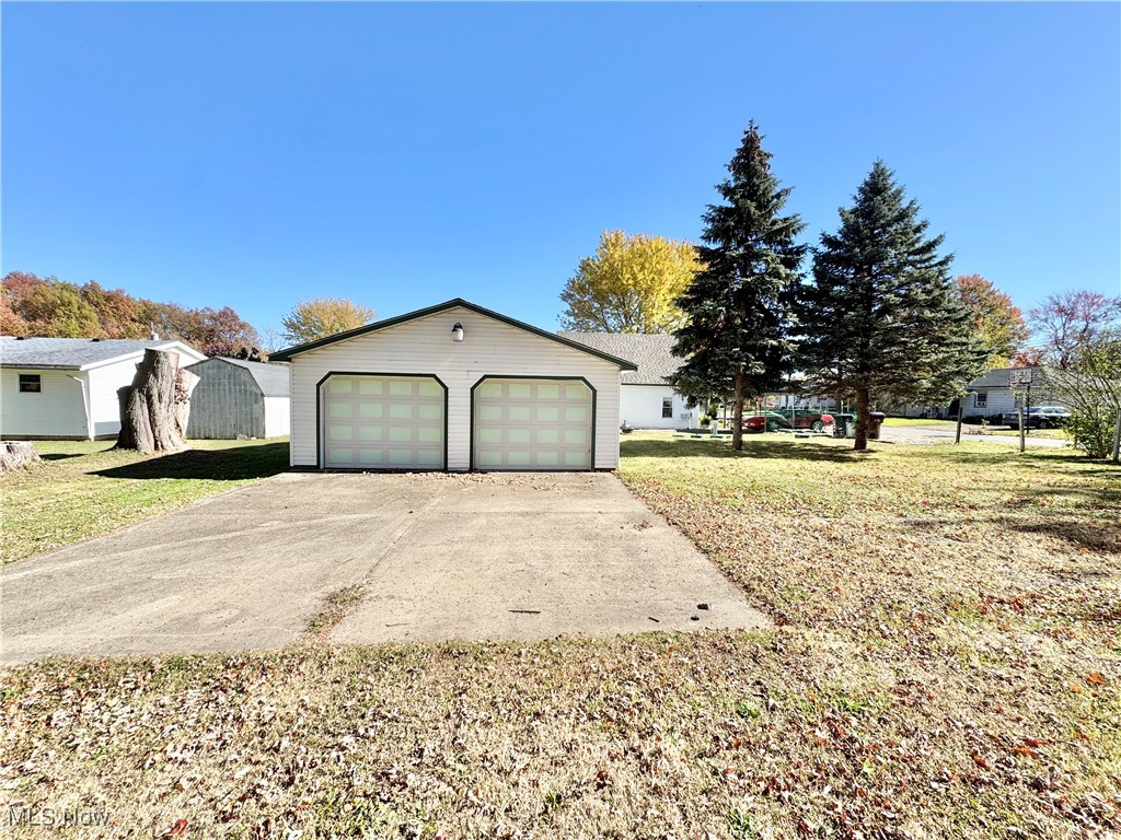 1693 Elfleda Street Lorain OH 44055
