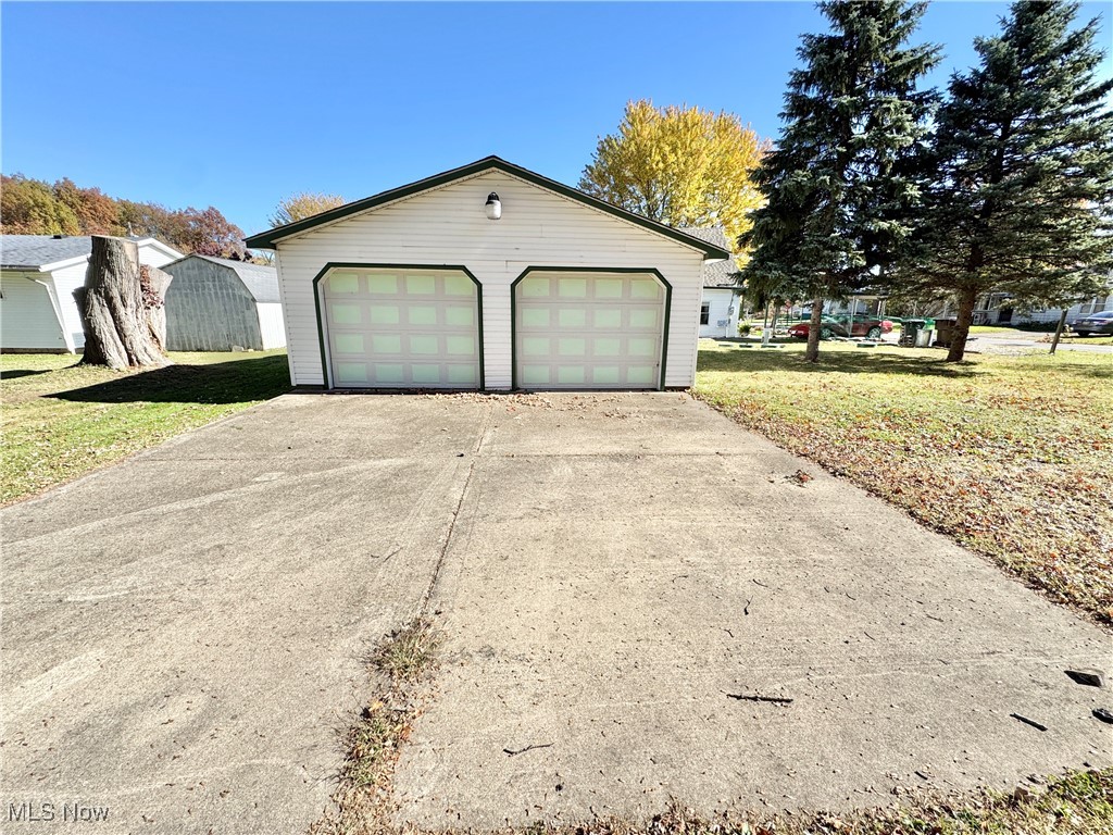 1693 Elfleda Street Lorain OH 44055