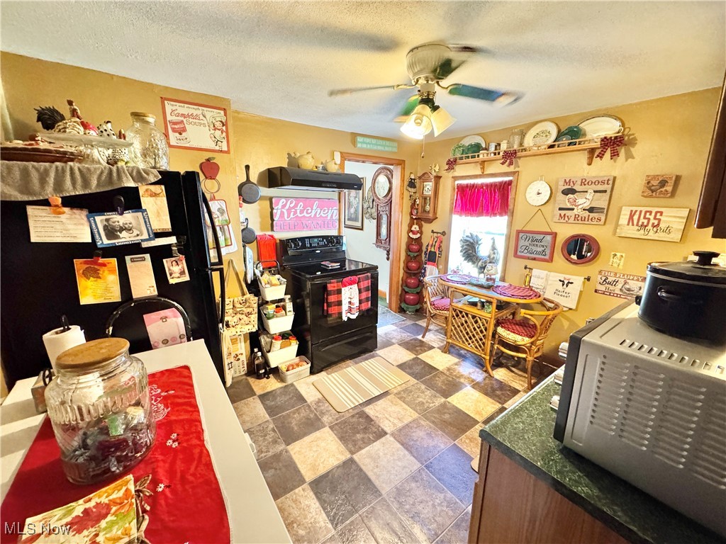 1693 Elfleda Street Lorain OH 44055
