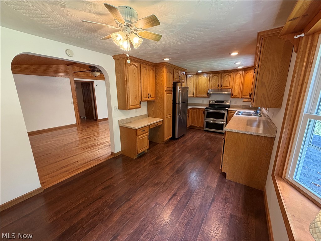 1929 Iris Street East Liverpool OH 43920