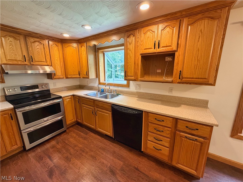 1929 Iris Street East Liverpool OH 43920