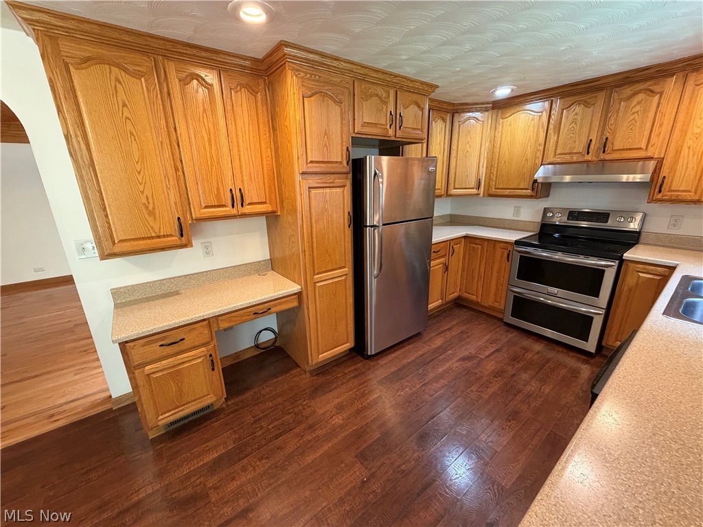1929 Iris Street East Liverpool OH 43920