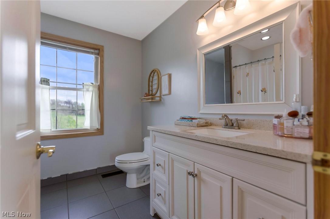2000 Adamsville Road Zanesville OH 43701