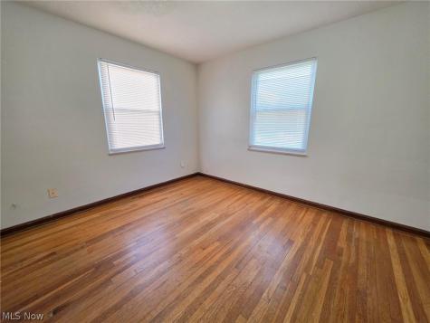 781 E 236th Street Euclid OH 44123