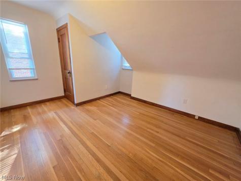 781 E 236th Street Euclid OH 44123