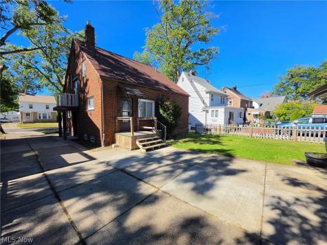 781 E 236th Street Euclid OH 44123