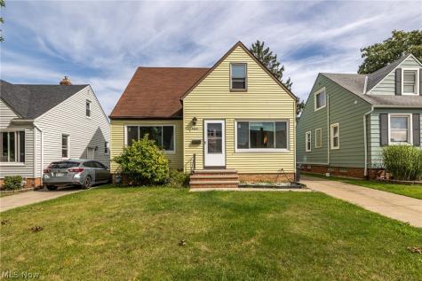 8324 Ivandale Drive Parma OH 44129