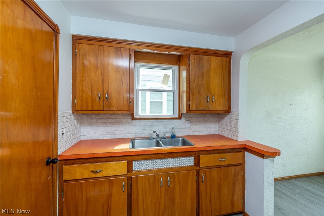 8324 Ivandale Drive Parma OH 44129