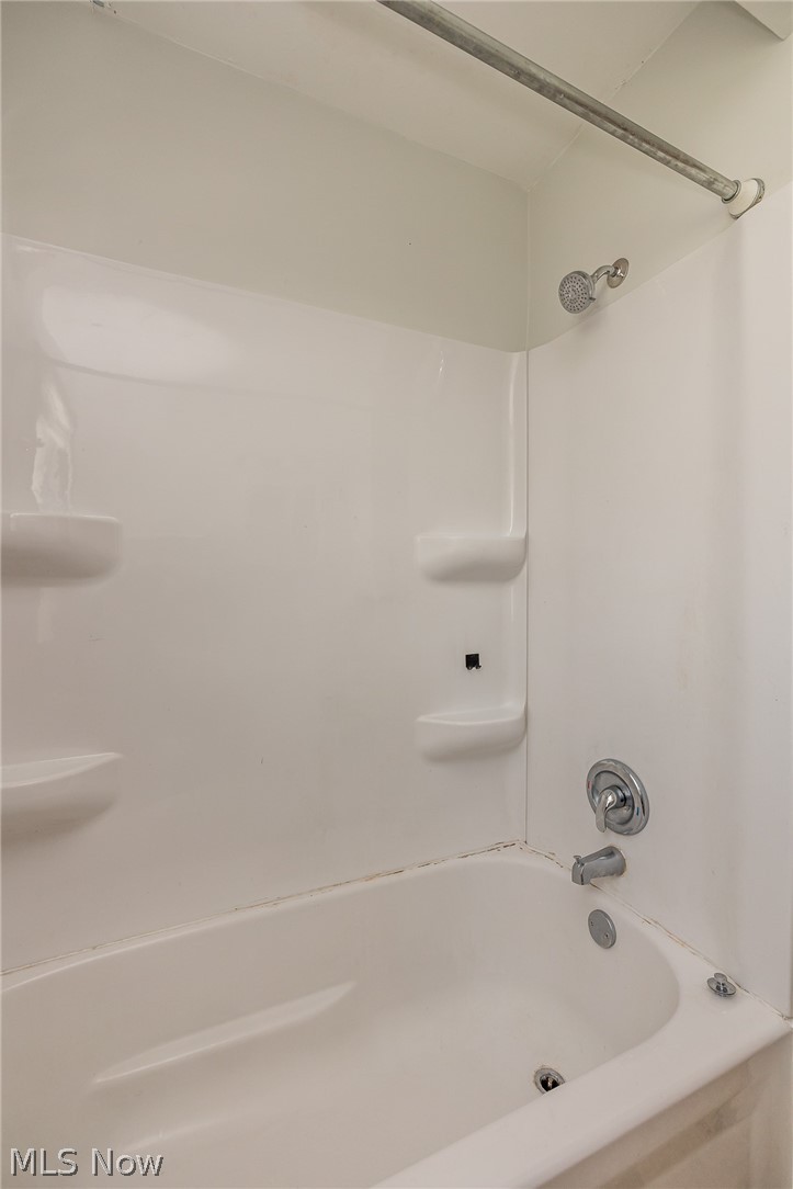 8324 Ivandale Drive Parma OH 44129