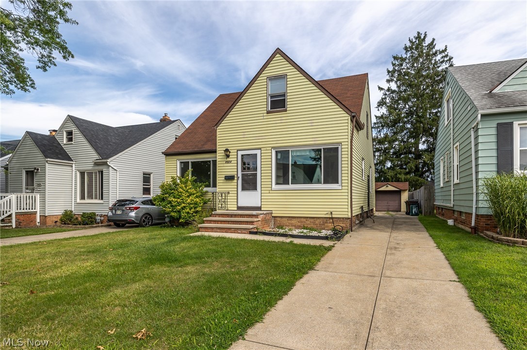 8324 Ivandale Drive Parma OH 44129