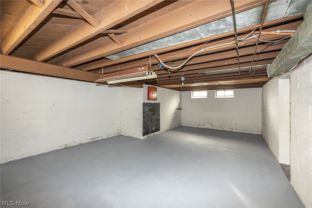 8324 Ivandale Drive Parma OH 44129