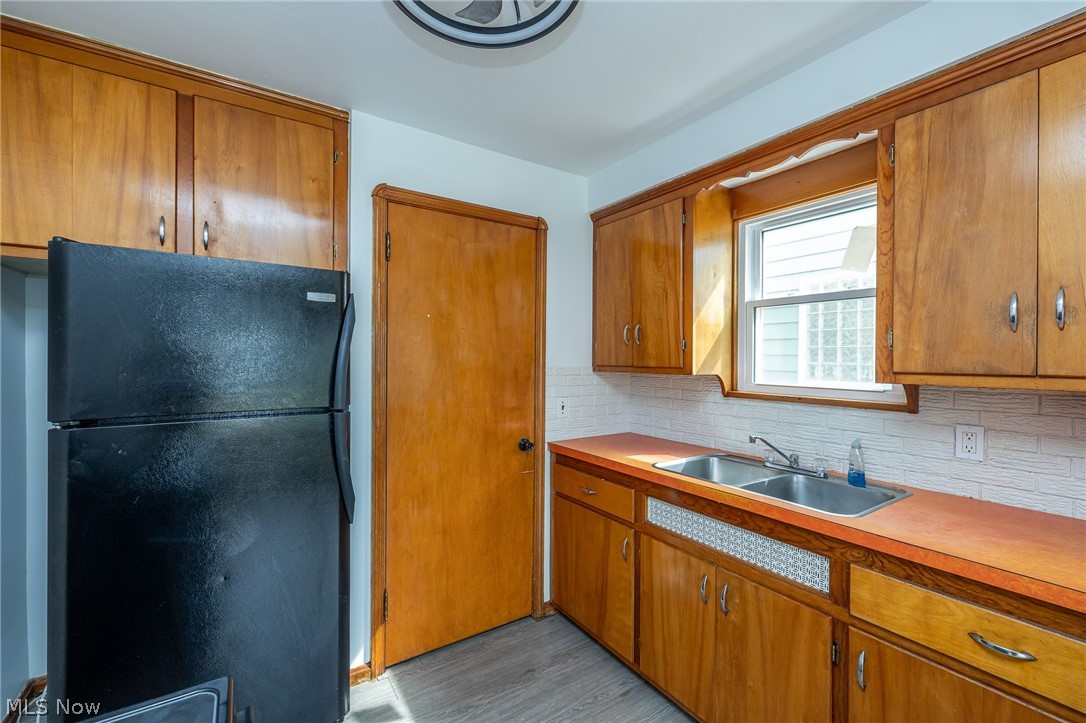 8324 Ivandale Drive Parma OH 44129