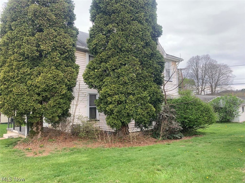 506 W Plain Street Minerva OH 44657