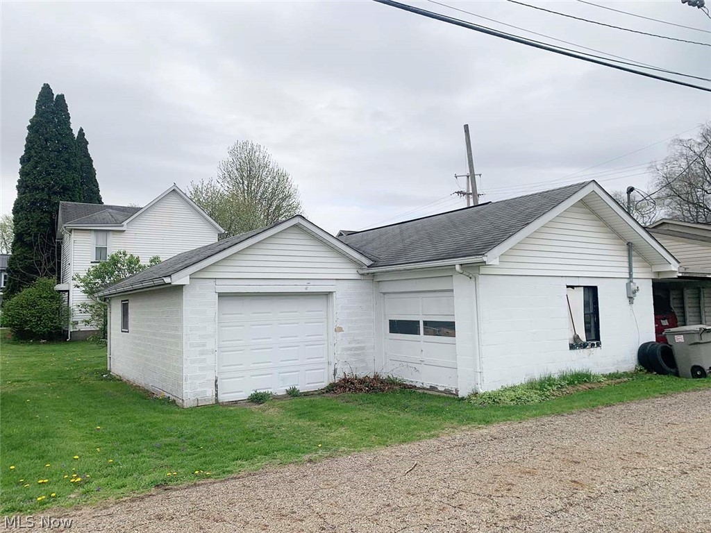 506 W Plain Street Minerva OH 44657