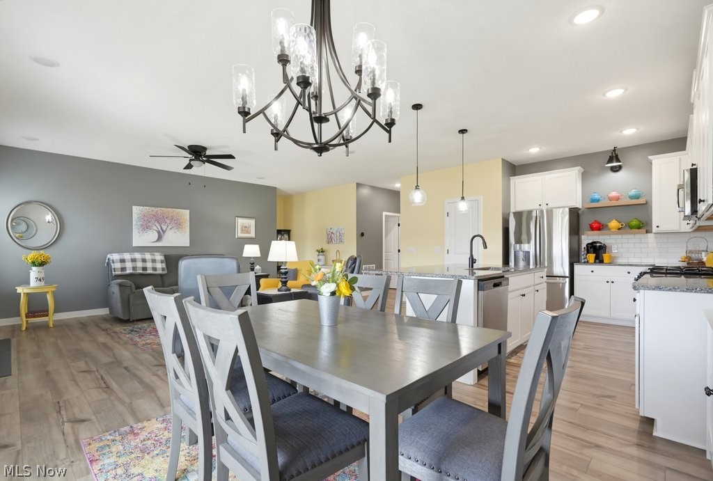 306 River Run Drive Elyria OH 44035