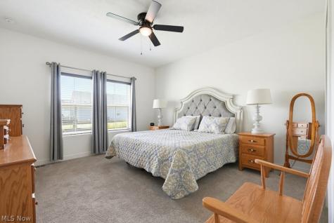 306 River Run Drive Elyria OH 44035