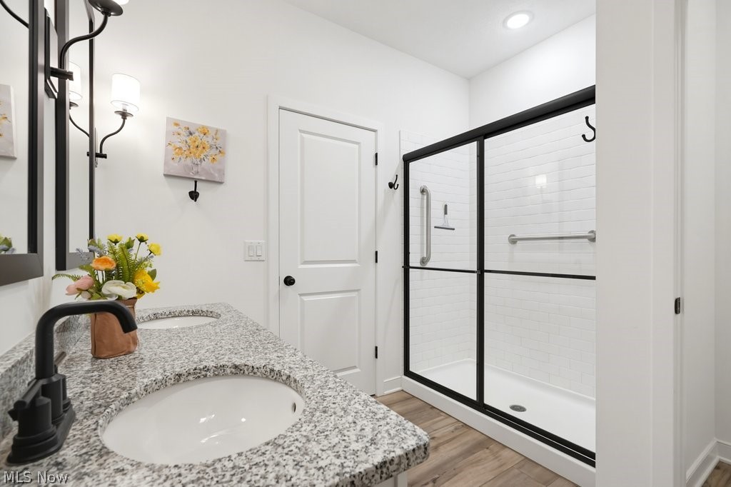 306 River Run Drive Elyria OH 44035