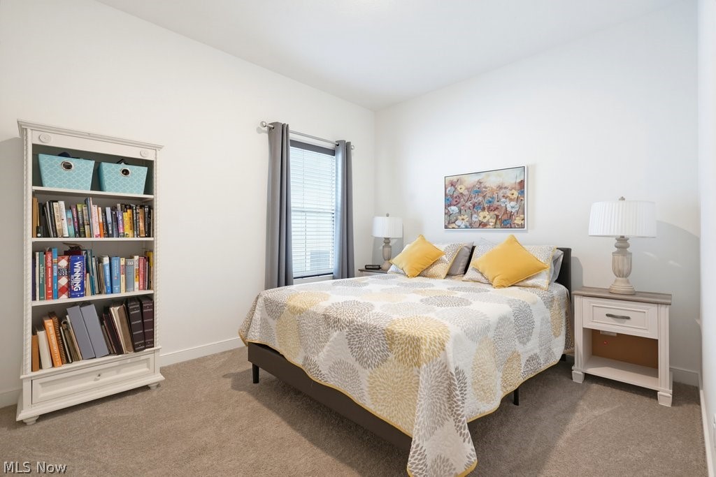 306 River Run Drive Elyria OH 44035