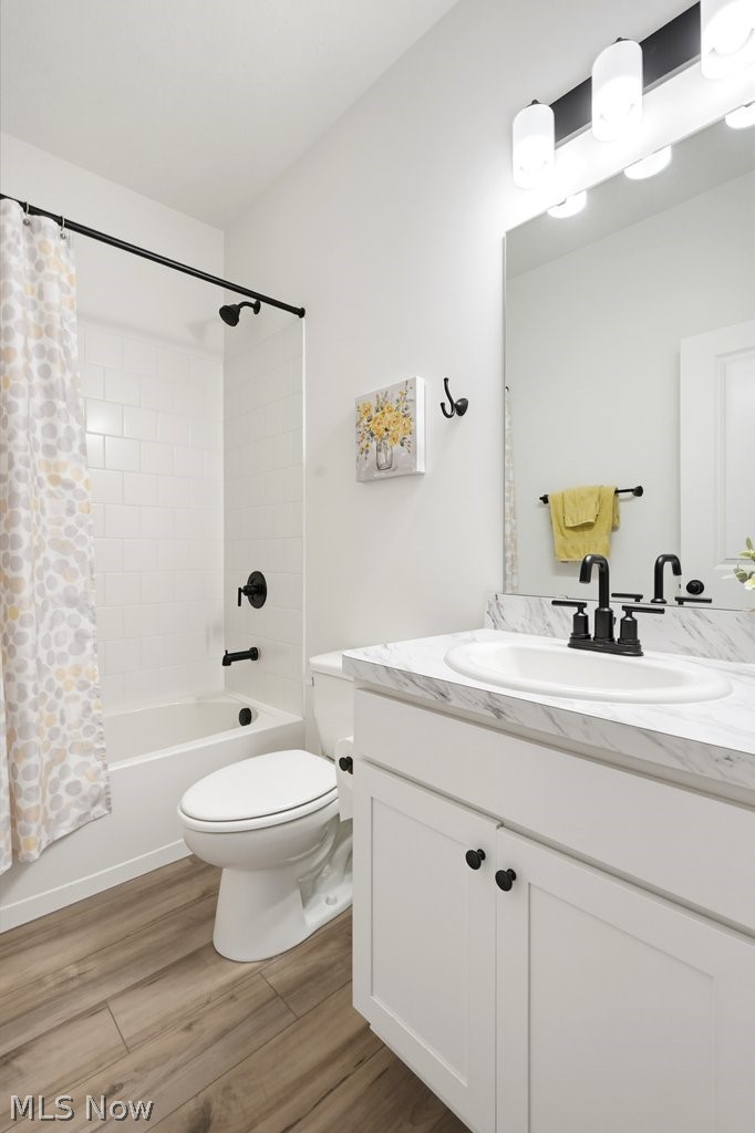 306 River Run Drive Elyria OH 44035