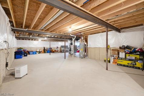 306 River Run Drive Elyria OH 44035