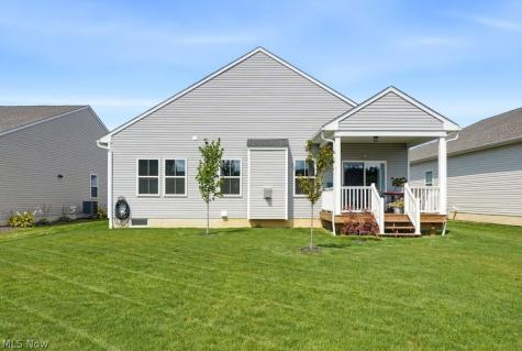 306 River Run Drive Elyria OH 44035