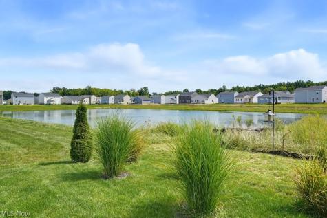306 River Run Drive Elyria OH 44035