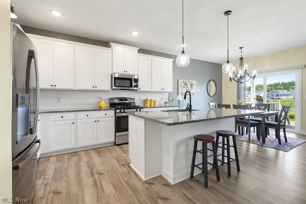 306 River Run Drive Elyria OH 44035